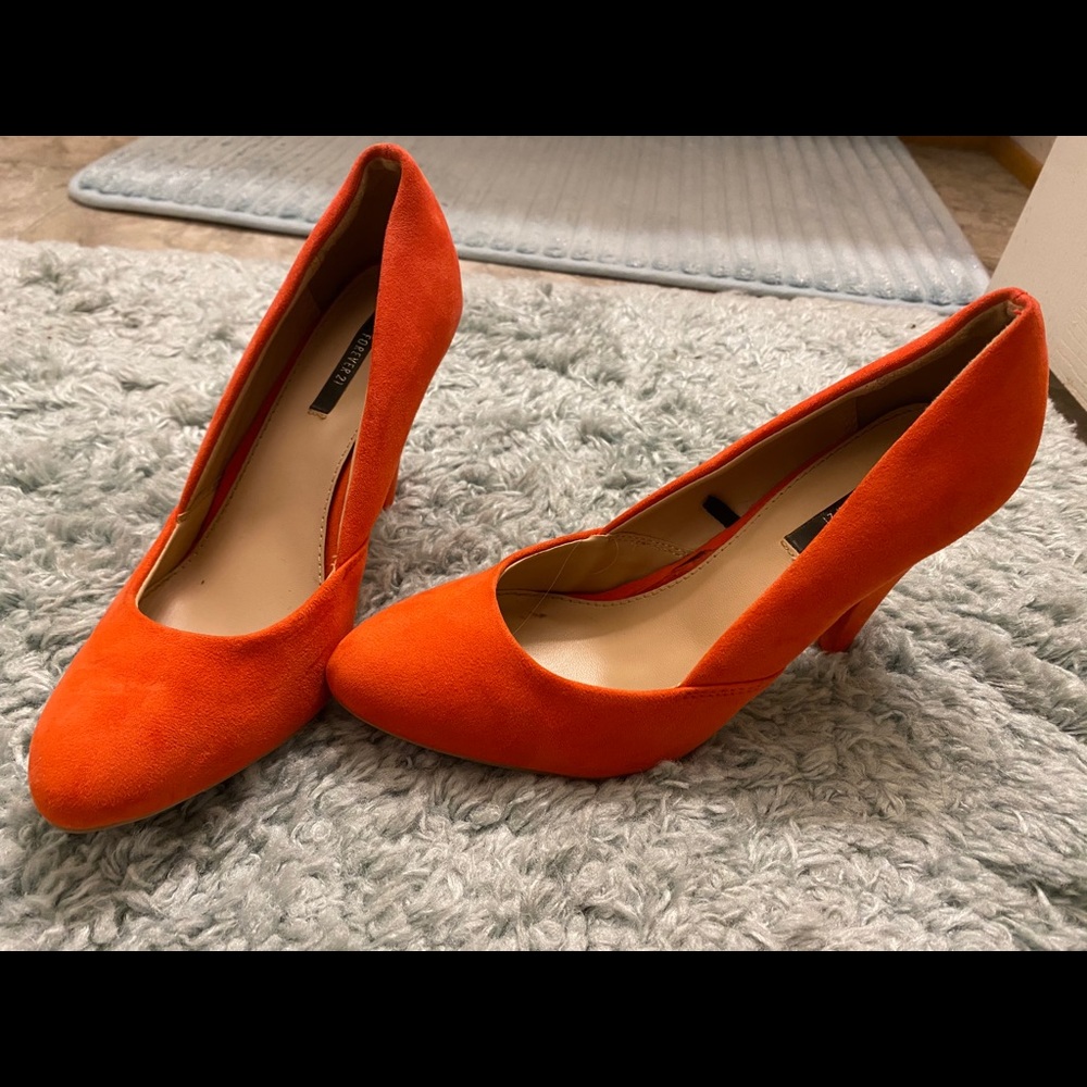 Forever 21 coral pumps size 6.5